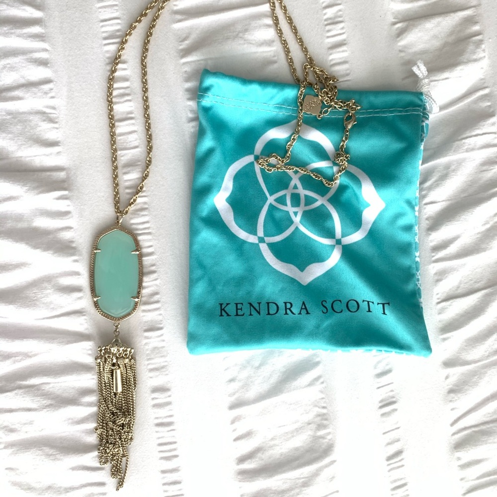 Barely worn Kendra Scott Necklace